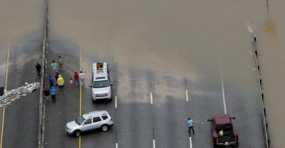 Houston's Devastating Flooding From Harvey, in Aerial Photos by Pike Viitanen